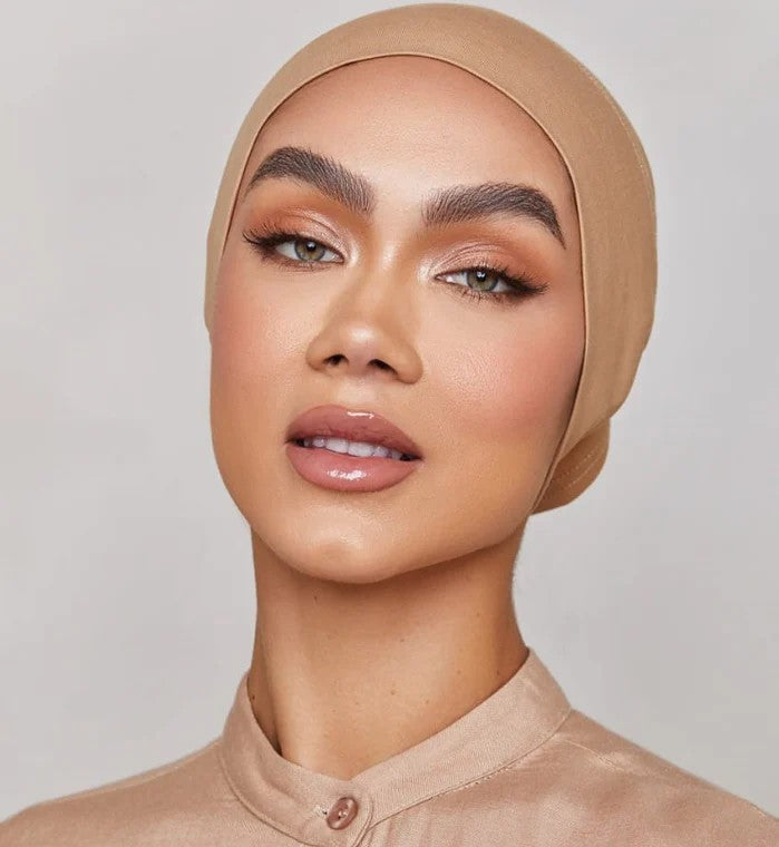 UNDERSCARVES & CAPS