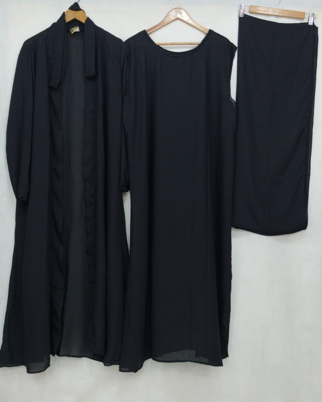 4 PIECE ABAYA