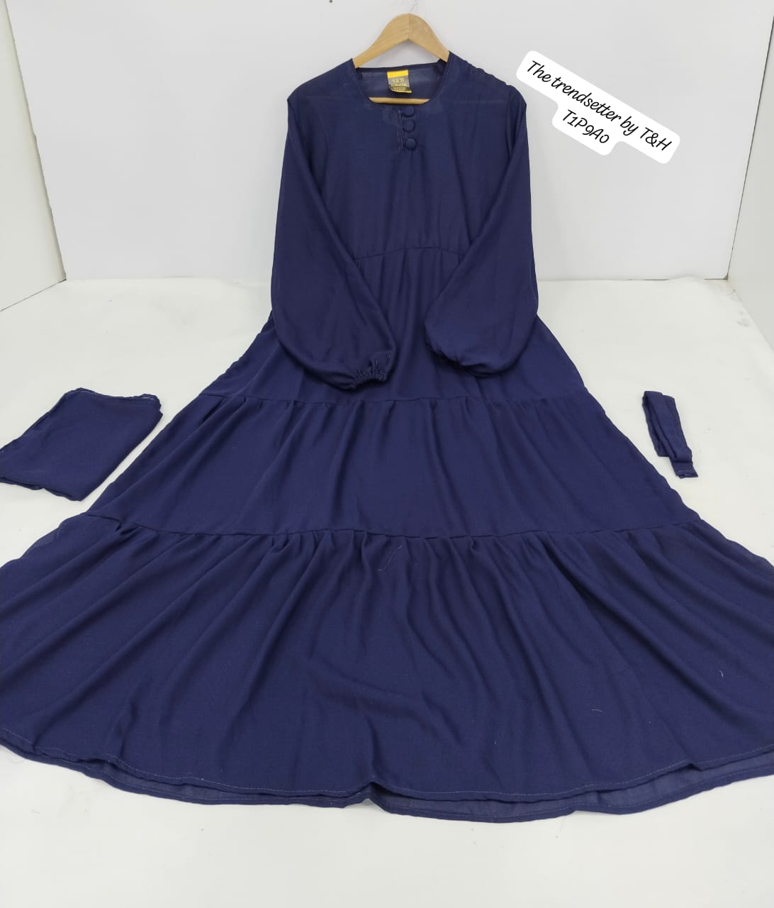 3 FRILL ABAYA