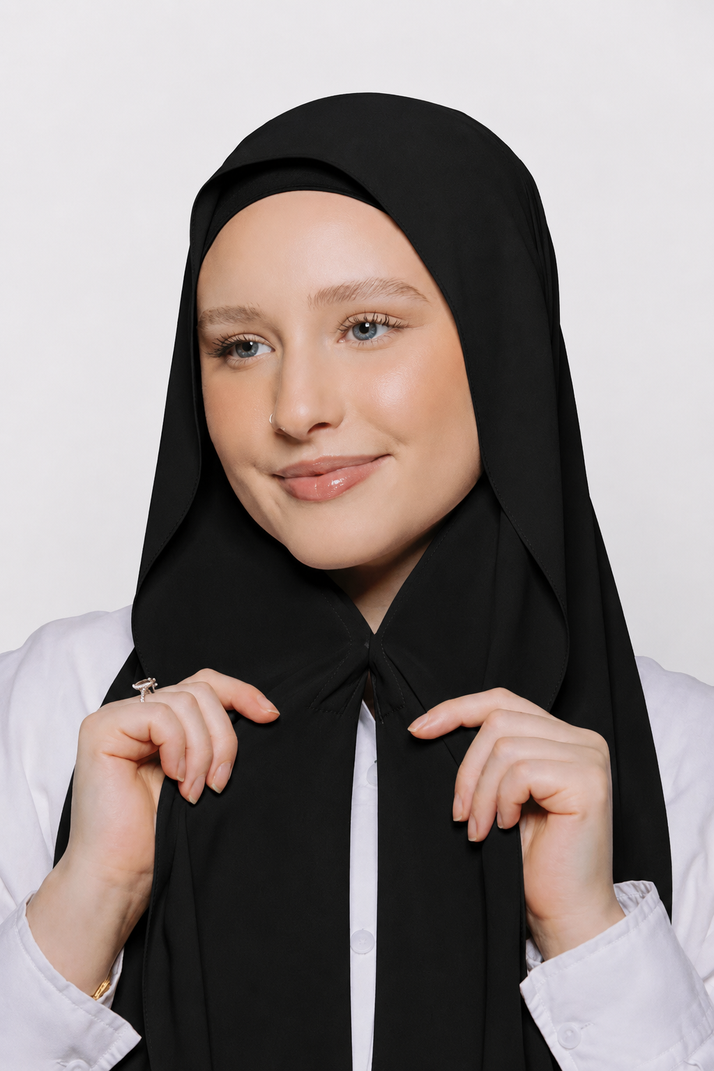 Built-in Magnet Hijab - Black