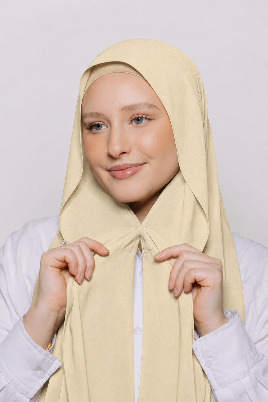 Built-in Magnet Hijab - Smooth Cream