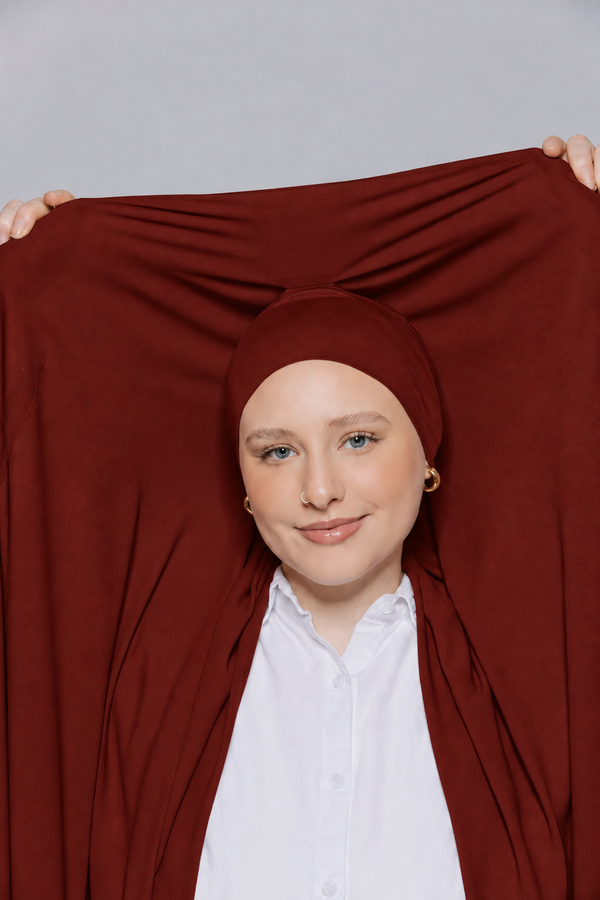 Built-in Magnet Hijab - Cheery Wood