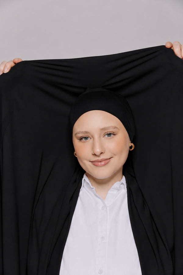 Built-in Magnet Hijab - Black