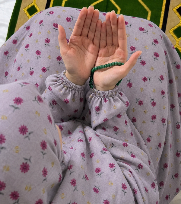 Printed Namaz Chadar with sleeves and Naqab- NC3347