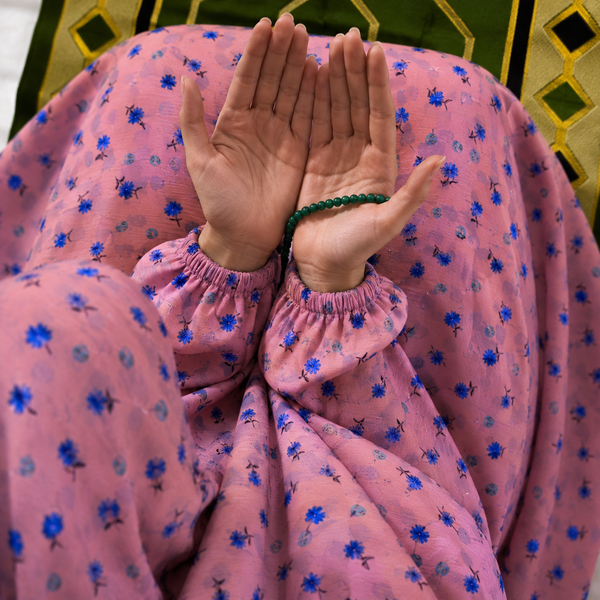 Printed Namaz Chadar with sleeves and Naqab- NC3349