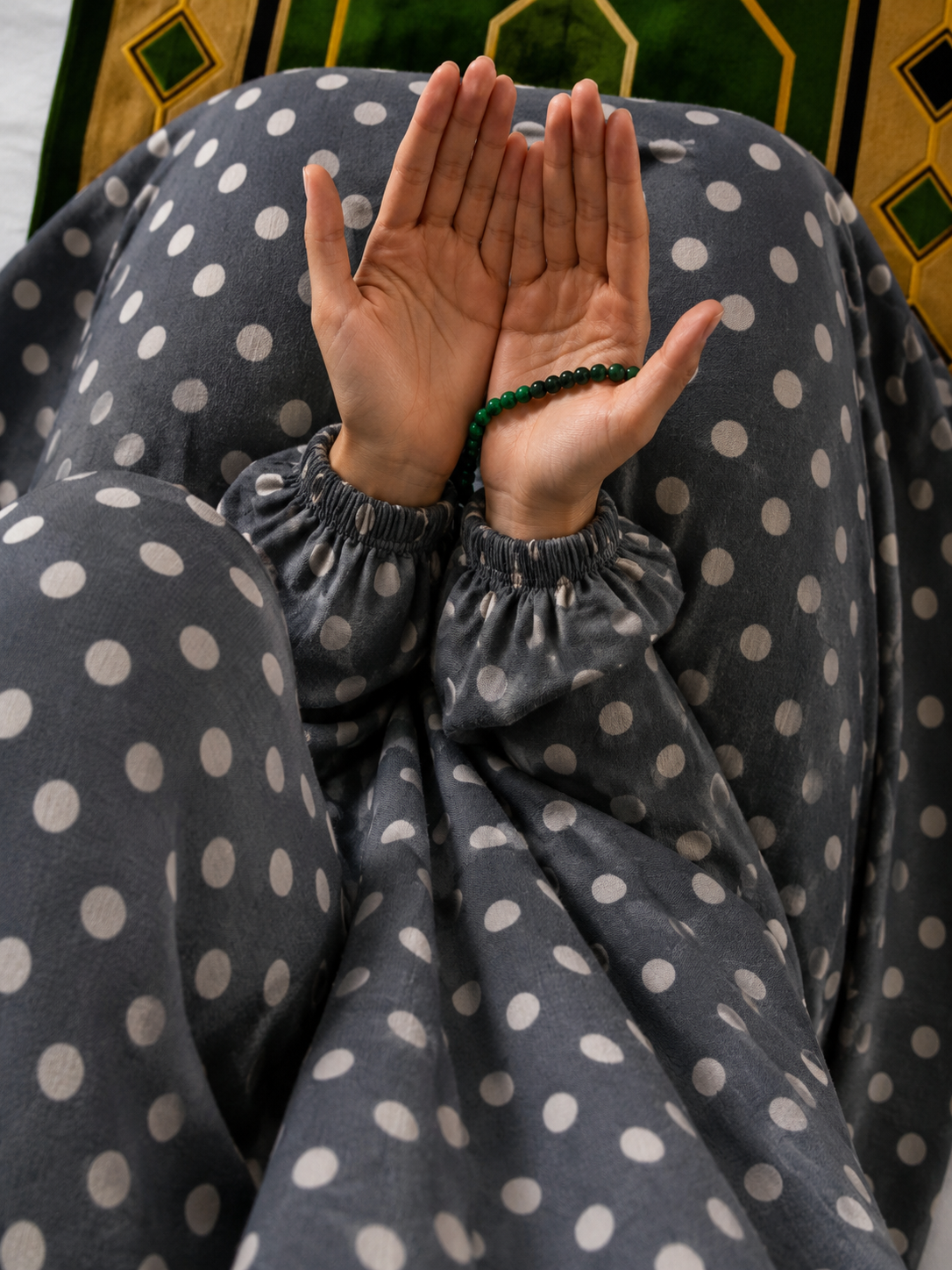 Printed Namaz Chadar with sleeves and Naqab- NC3355