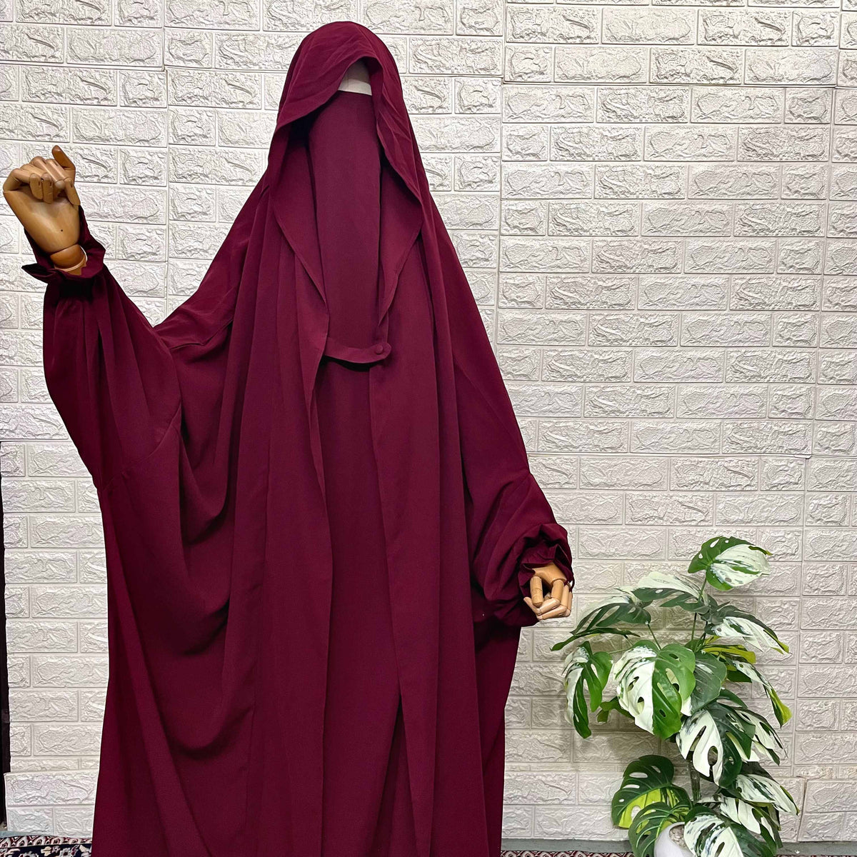 SAUDI JILBAB ( IMPORTED KOREAN NIDA) - MEHROON