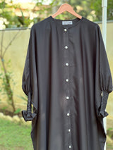 Rifle – Black (The effortless Button-Down Abayah 🌸)