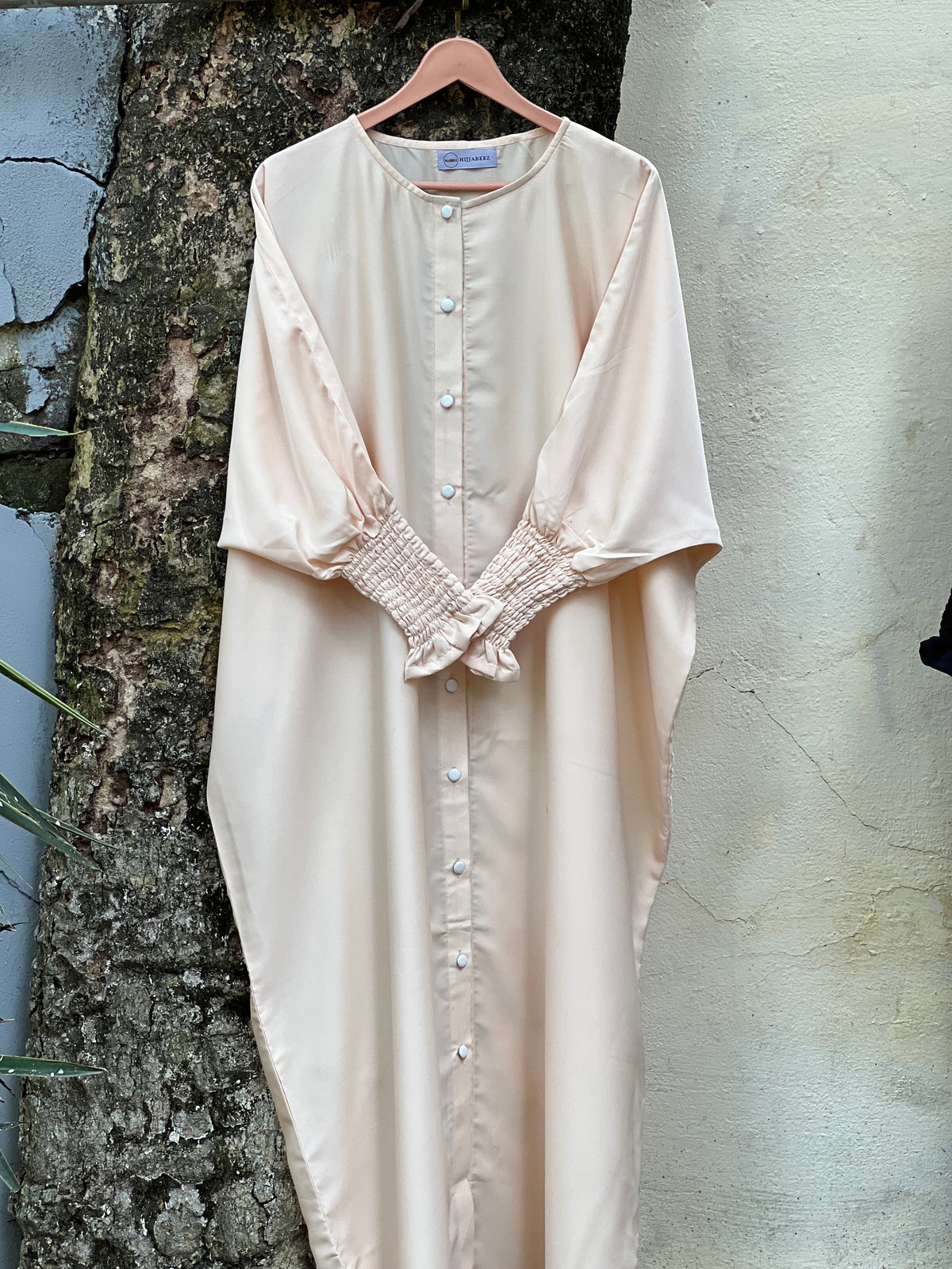 Rifle – Skin (The effortless Button-Down Abayah 🌸)