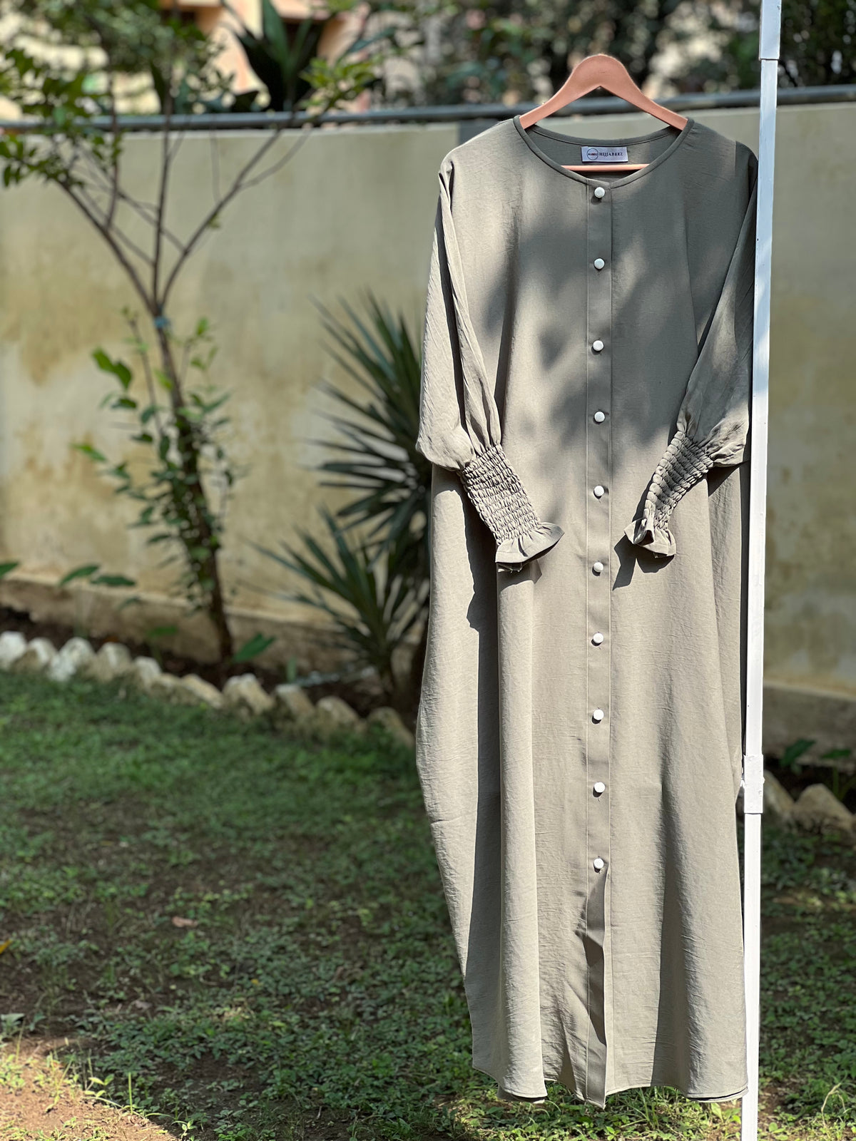 Rifle – Mint Green (The effortless Button-Down Abayah 🌸)
