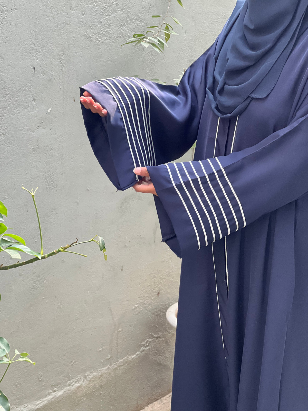 MULTI - LINE MAJESTY - NAVY BLUE