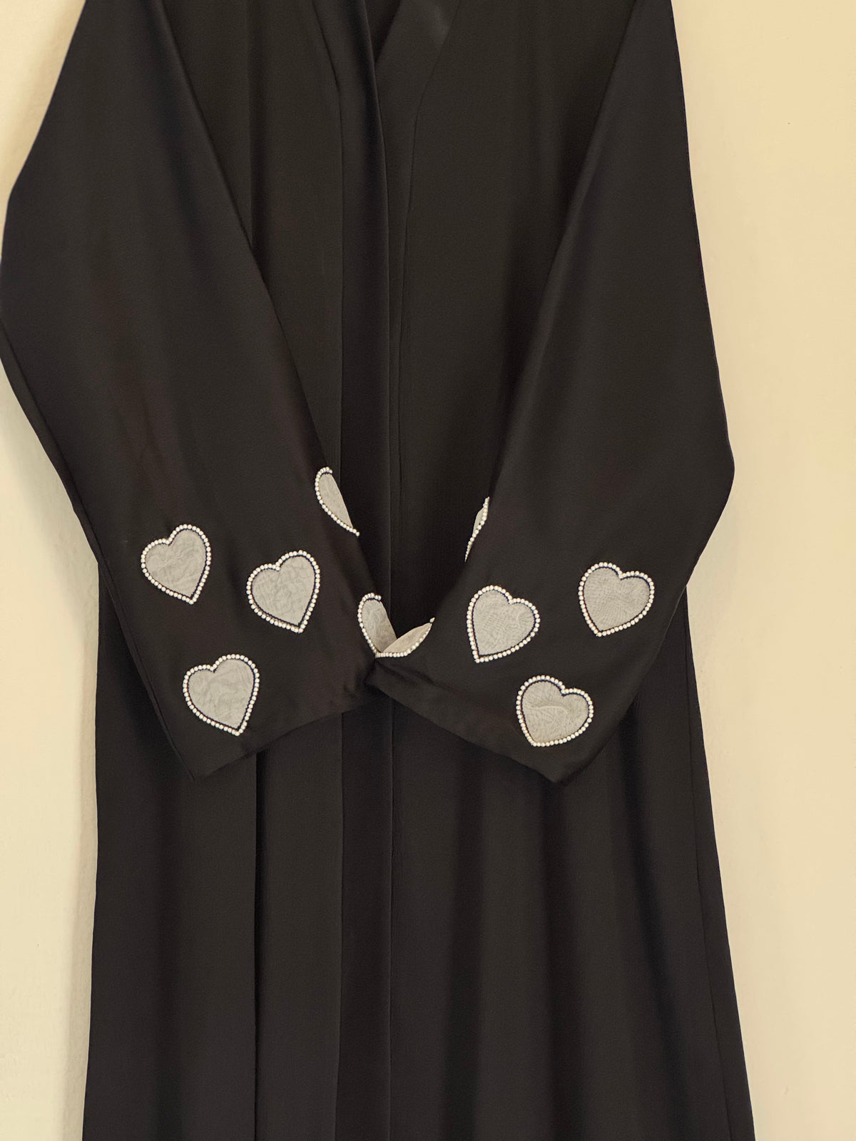 Heart Emblished Sleeves - Black