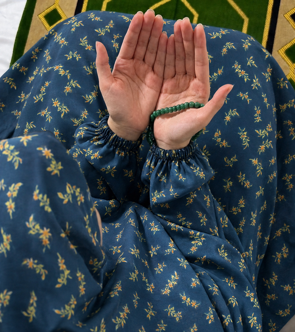Printed Namaz Chadar with sleeves and Naqab- NC3364