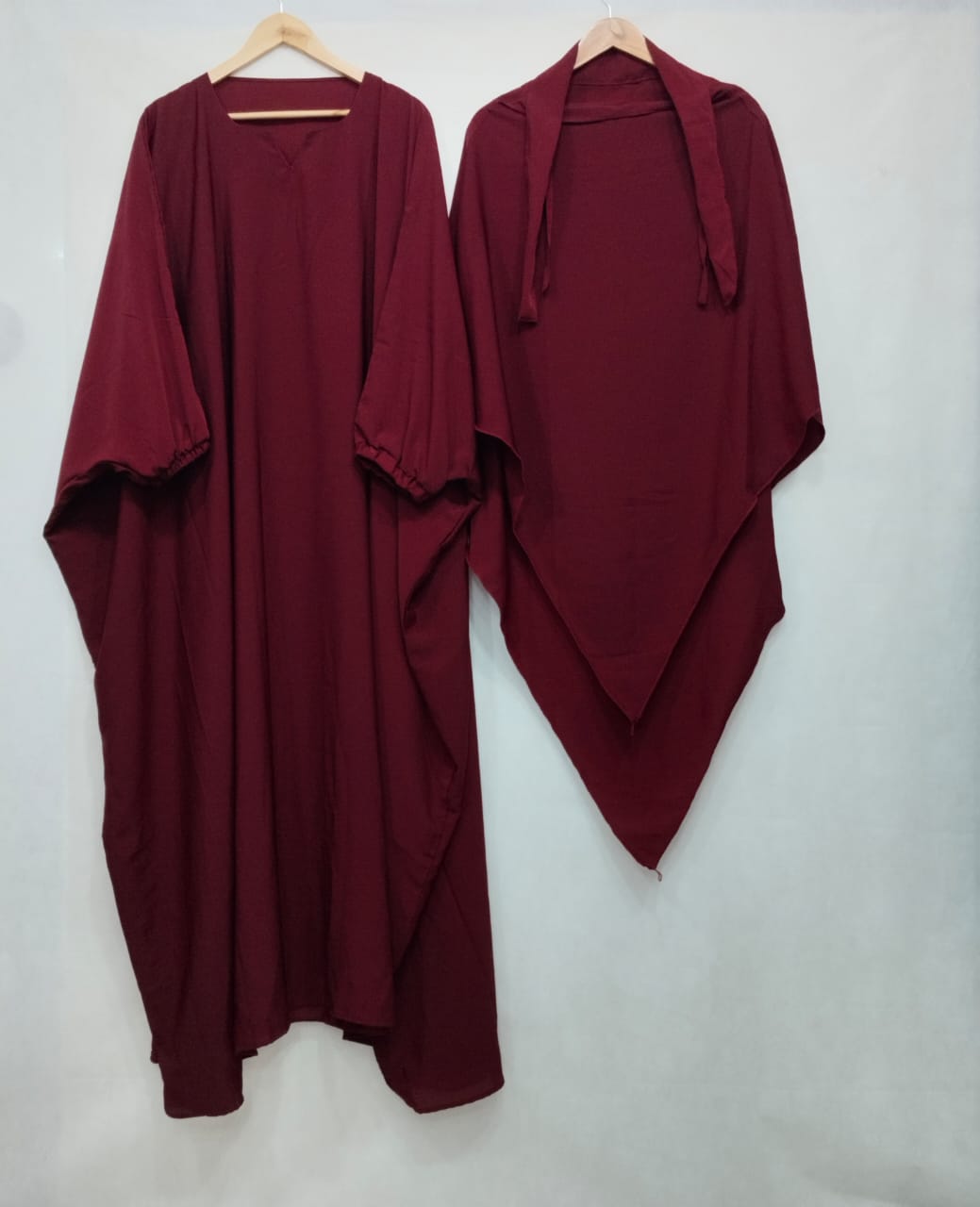 COMFY ABAYAS (KHIMAR + ABAYA)  - MEHROON