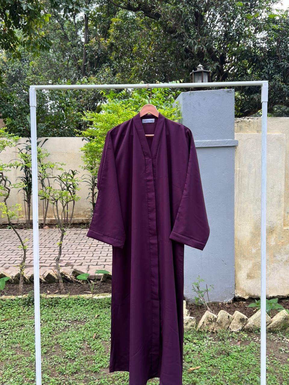 PLAIN CLASSIC ABAYA VOLUME 1  - MEHROON
