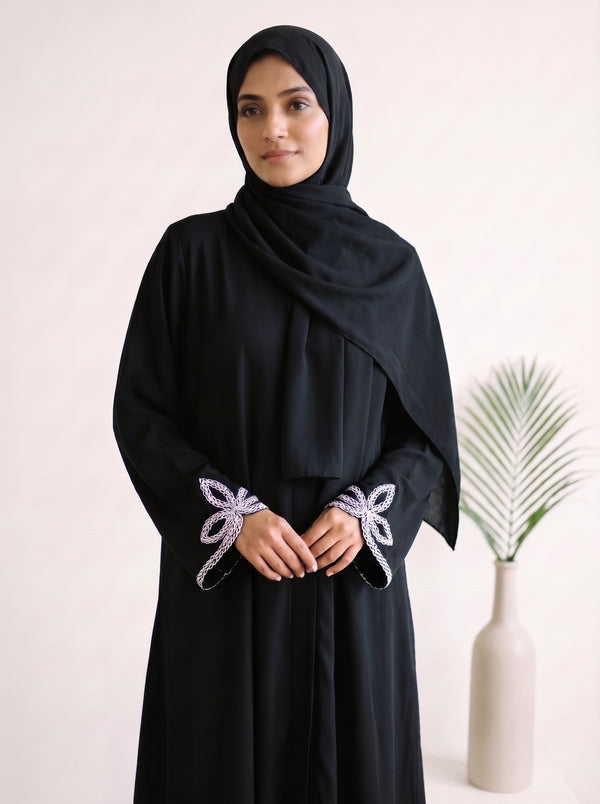 Leaf Cutwork Abayah - Black