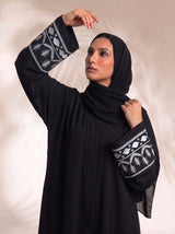 Willow Abayah- Black