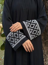 The Prism Abayah - Black