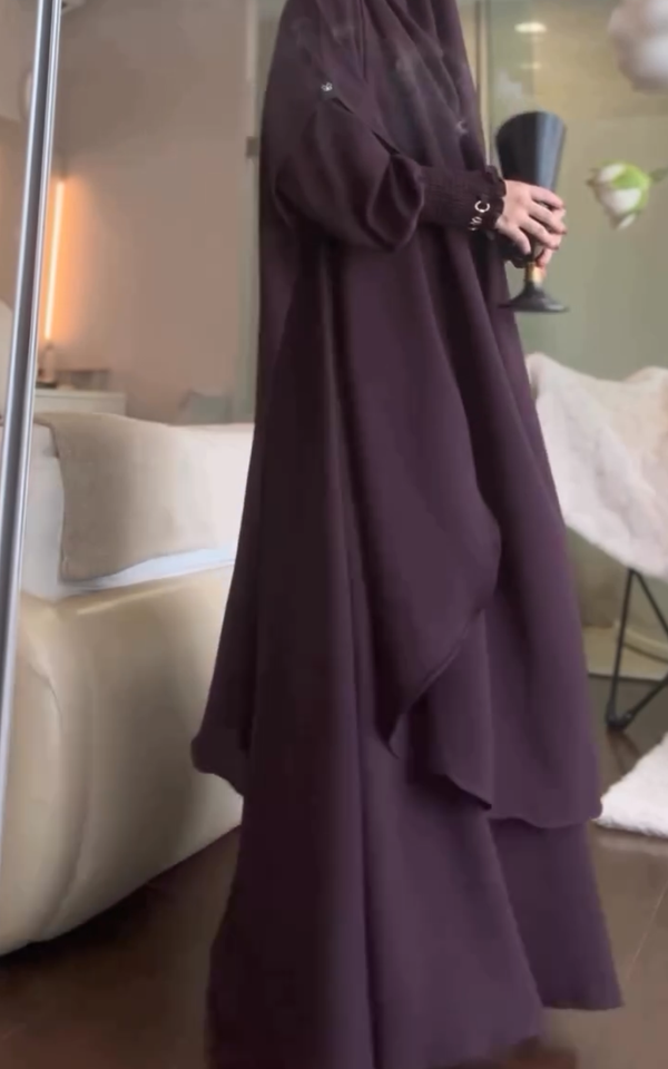 Soft Nida Snowy Abaya (Comfy Luxe)- Mehroon