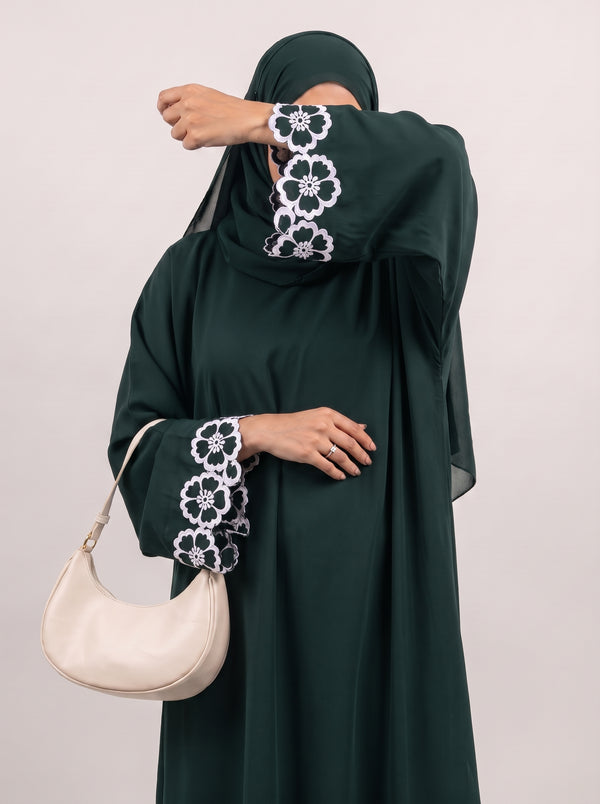 Cutwork Charm - Timber Green