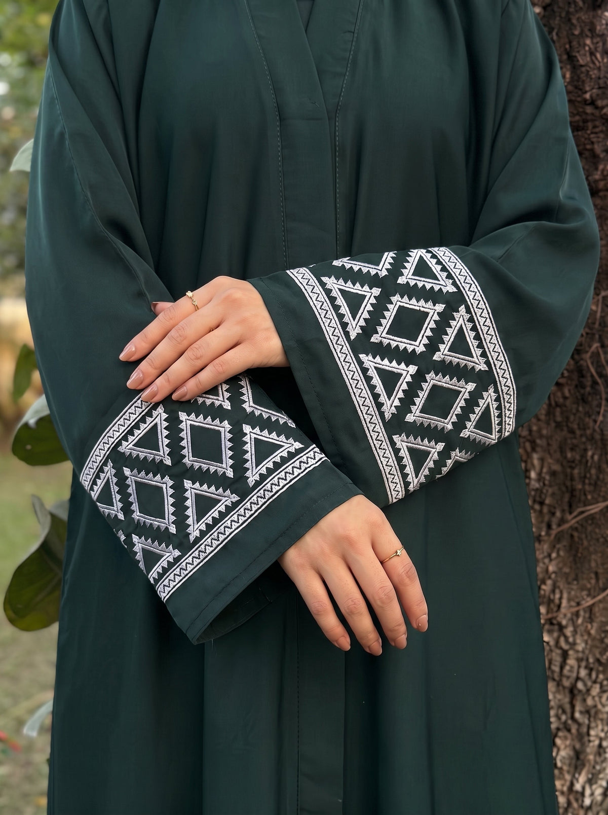 The Prism Abayah - Timber Green