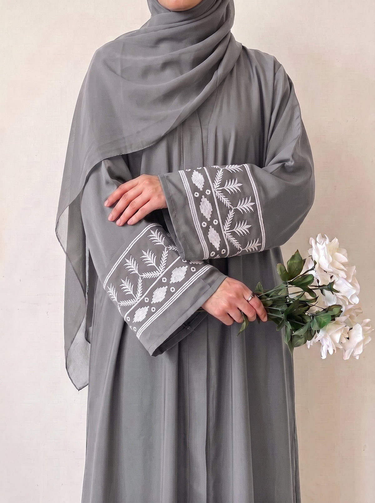 Willow Abayah- Smoky Grey