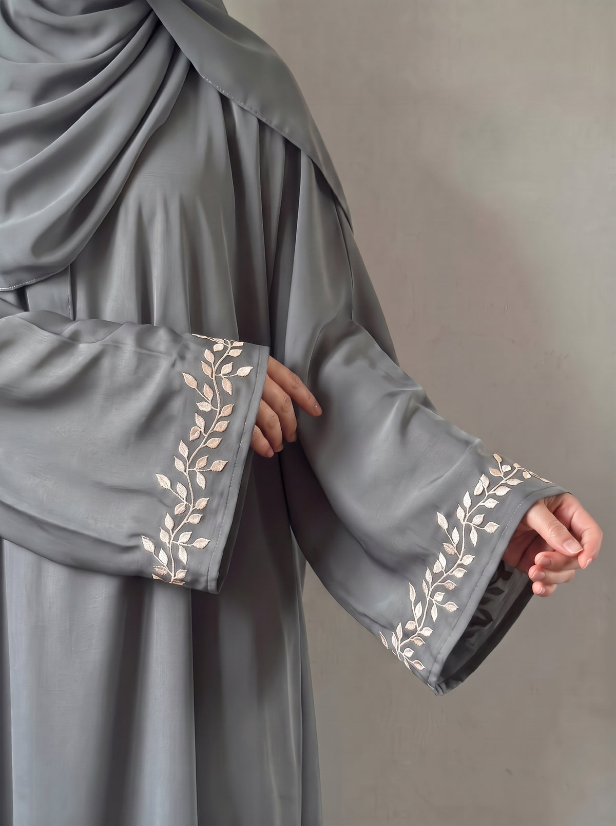 Belle Abaya - Smoky Grey