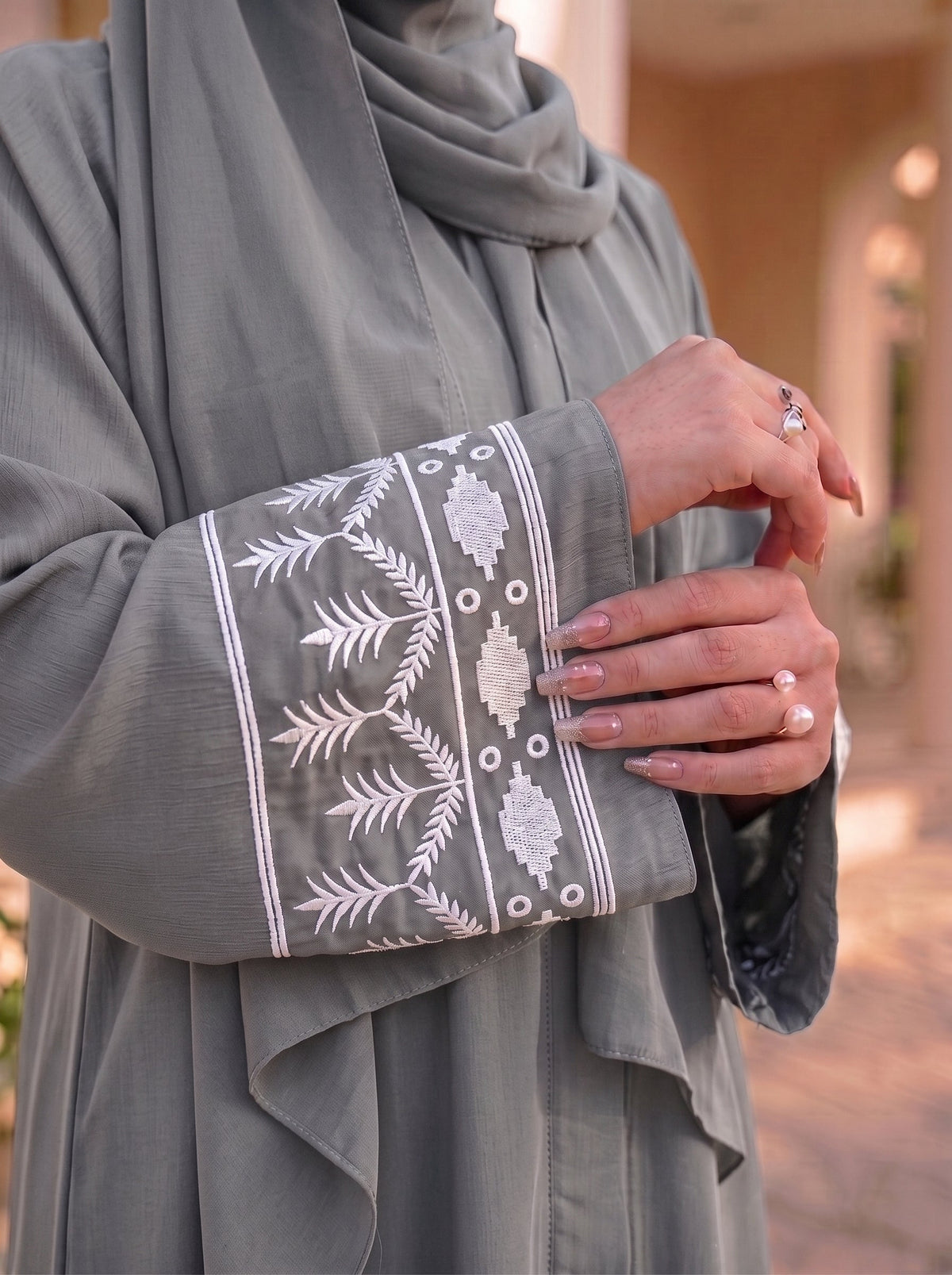 Willow Abayah- Smoky Grey