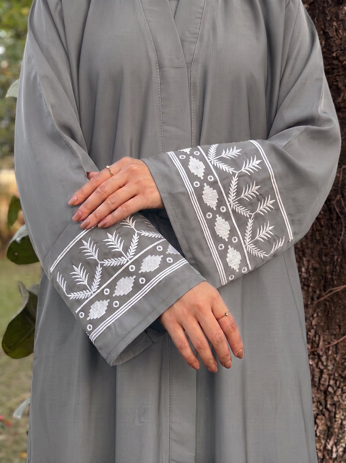 Willow Abayah- Smoky Grey