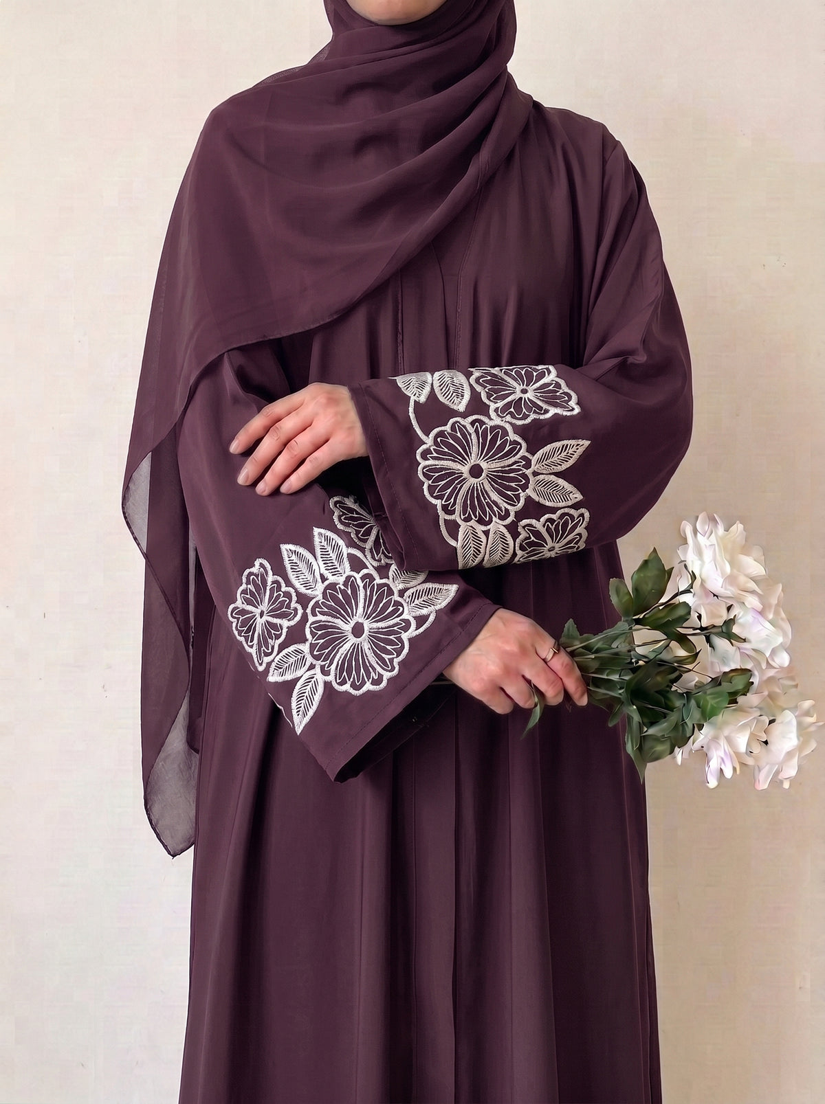 Petal Muse Abayah - Dark plum
