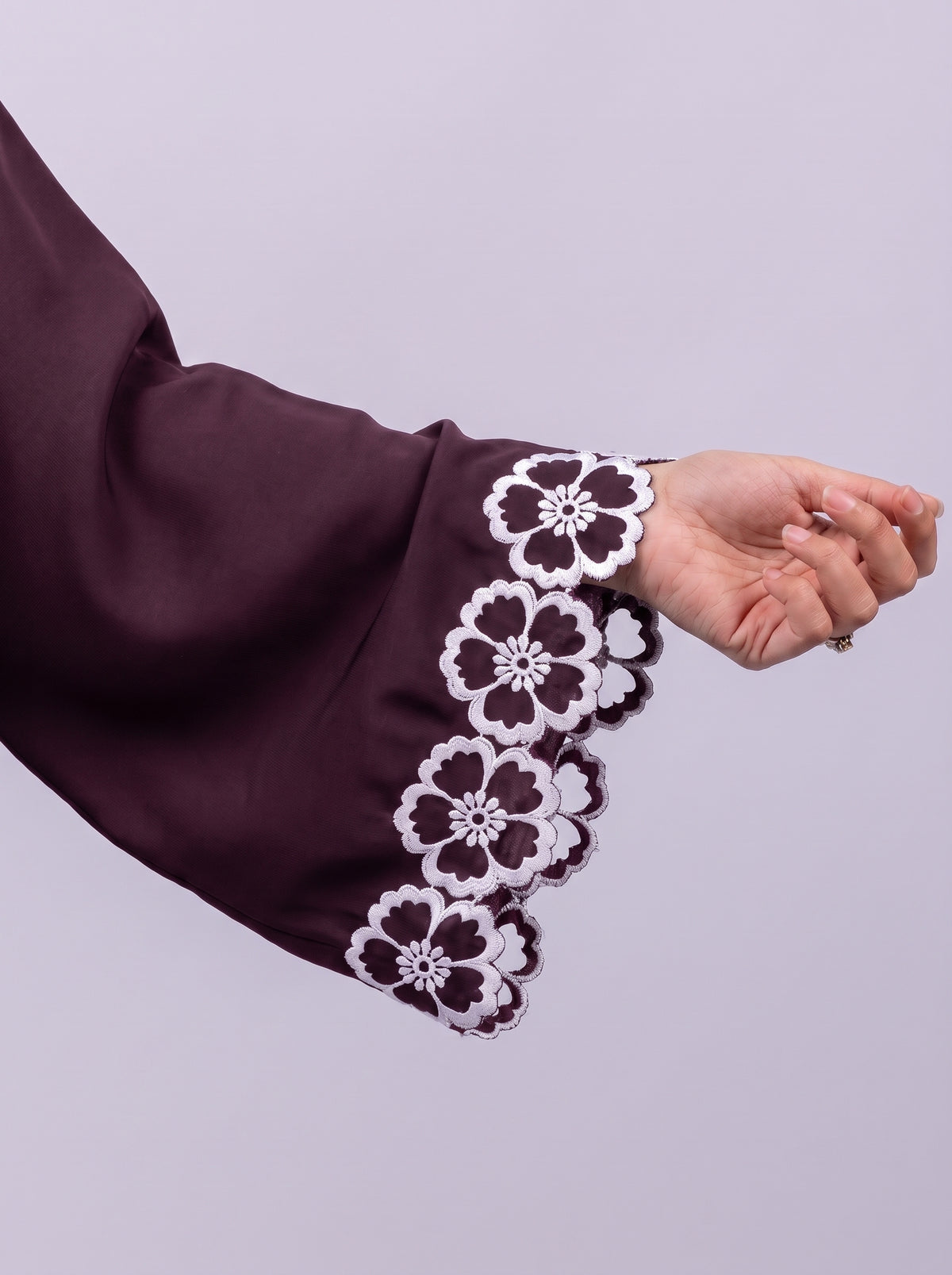 Cutwork Charm - Dark Plum