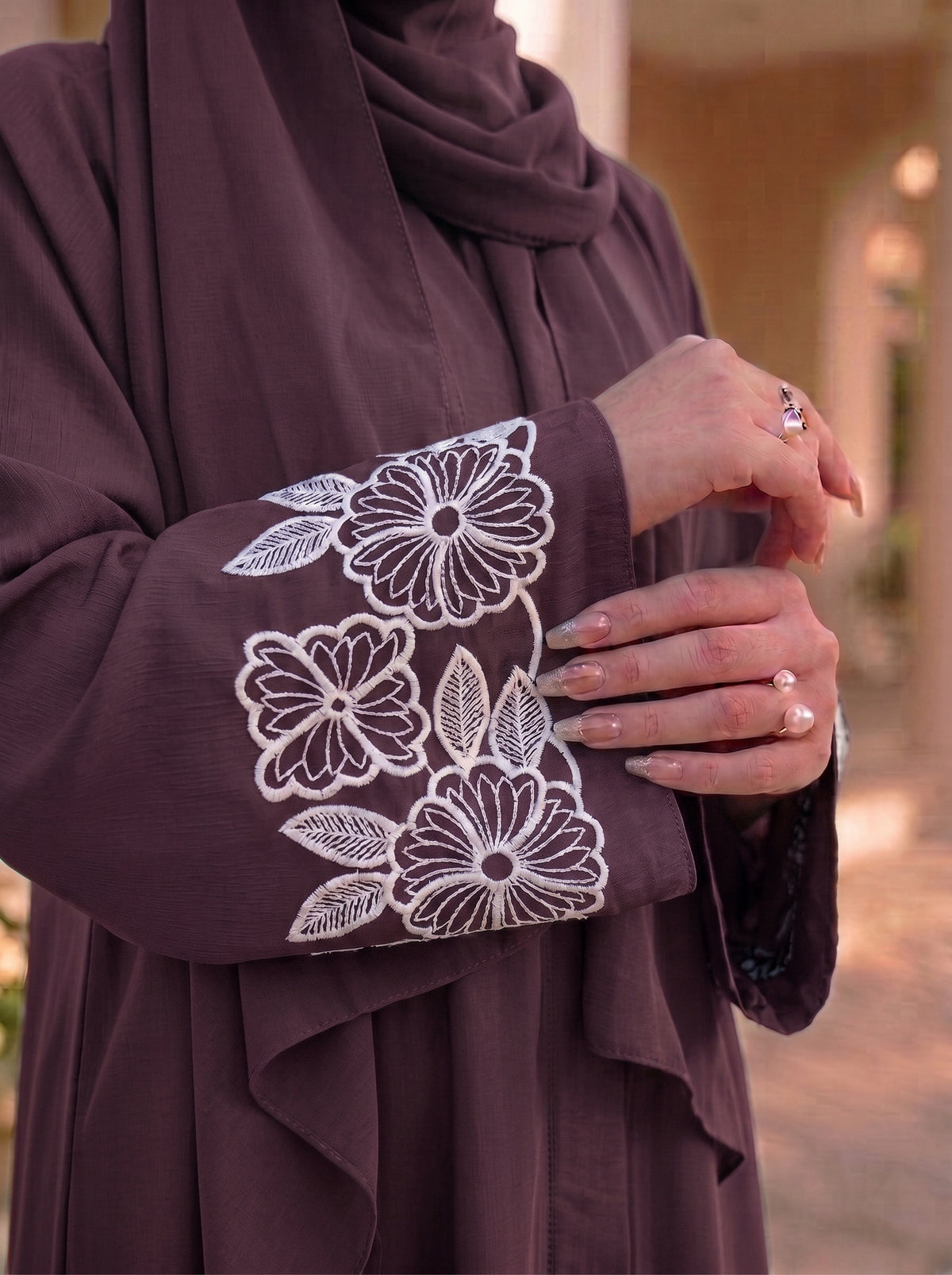 Petal Muse Abayah - Dark plum