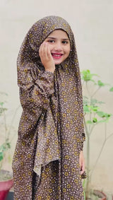 Kids Printed Namaz Chadar with sleeves and Naqab (9-14 Years)