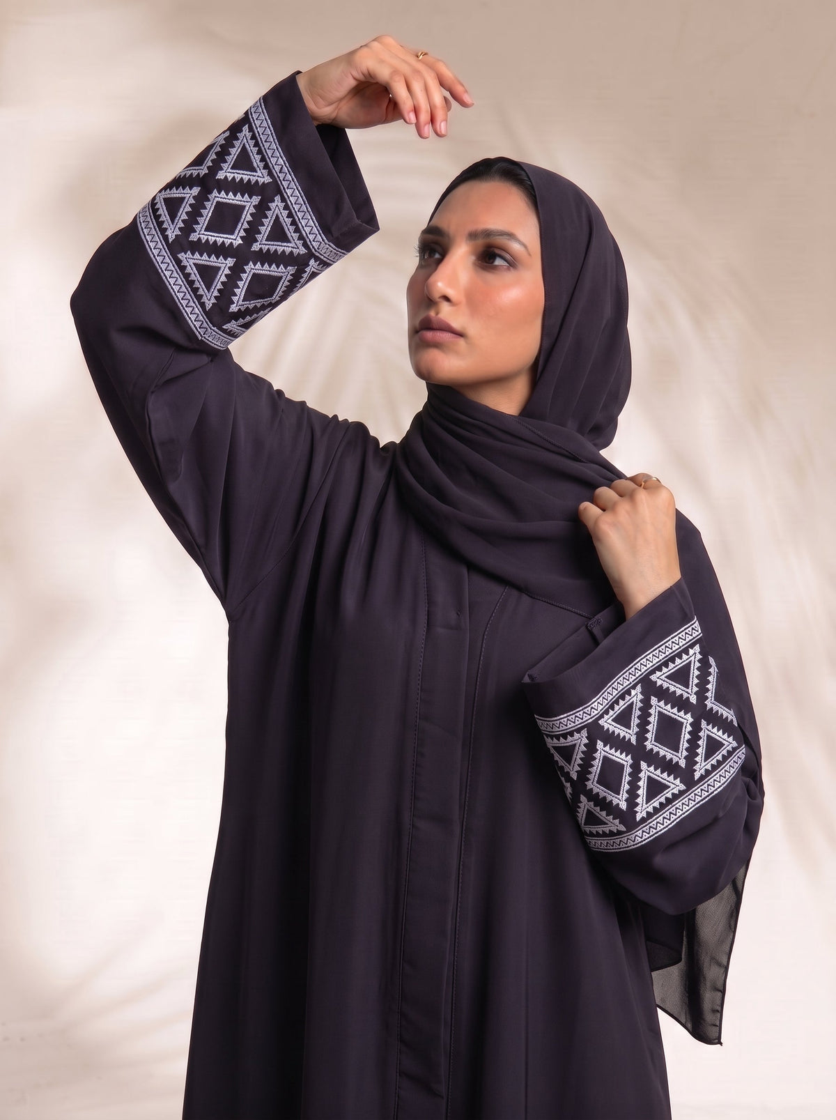 The Prism Abayah - Neutral Purple