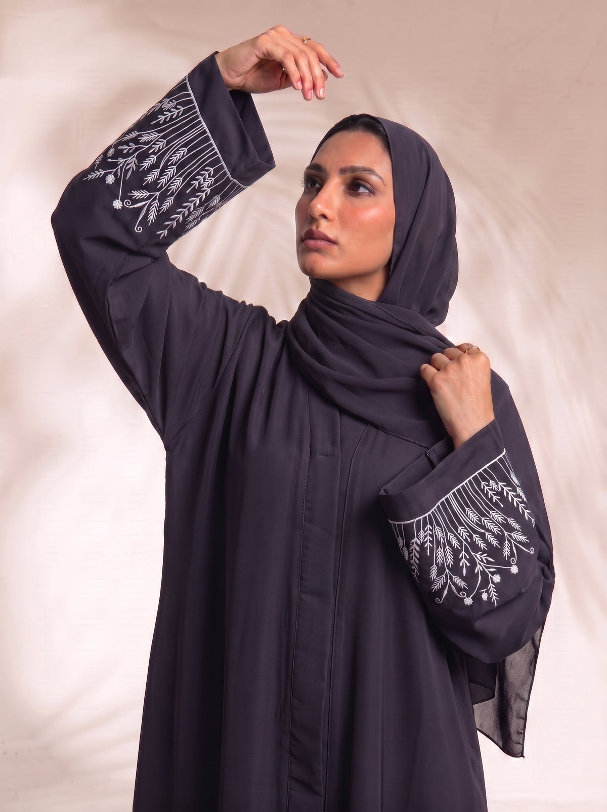 The Wildflower Abaya - Neutral Purple