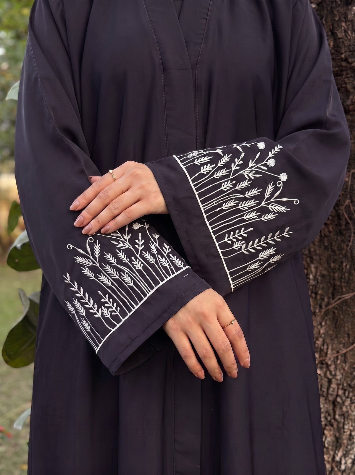 The Wildflower Abaya - Neutral Purple