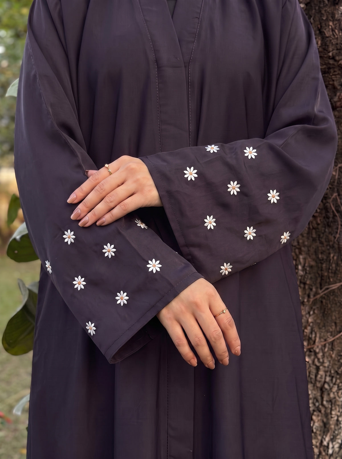 Mini Bloom Abaya - Neutral Purple